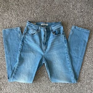 Levi's Women's High Rise Jeans - Ribcage Full Length